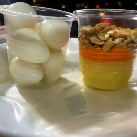 Hình ảnh Bánh tráng chấm sốt bơ phô mai bột