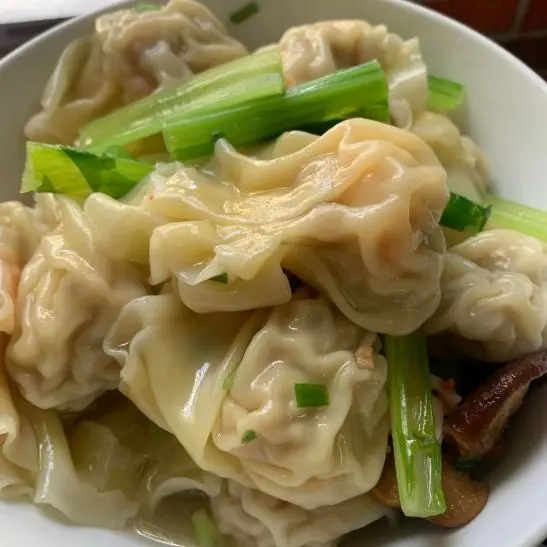 Hình ảnh Hoành thánh tôm thịt