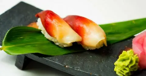 Hình ảnh Hokkigai nigiri