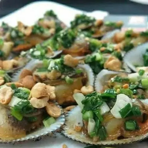 Hình ảnh Sò lông nướng mỡ hành