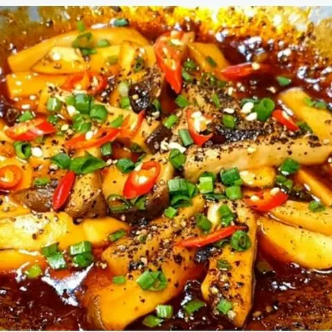 Hình ảnh nấm đùi gà kho tiu 