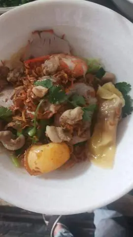 Hình ảnh Mì gói thập cẩm