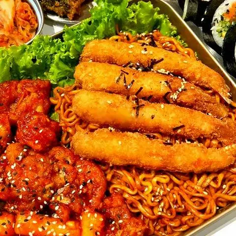 Hình ảnh Mì cay tôm chiên xù