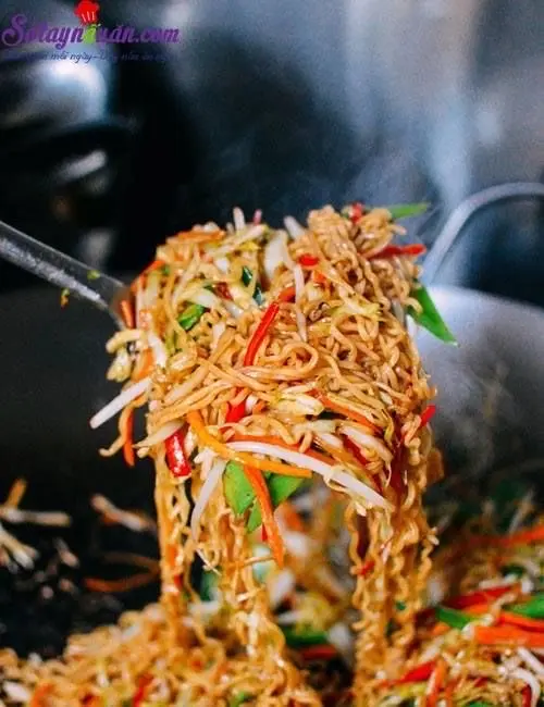 Hình ảnh Mì xào thập cẩm