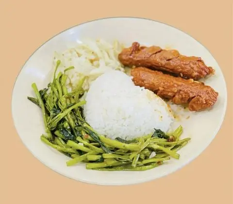 Hình ảnh Cơm Xúc Xích Chay