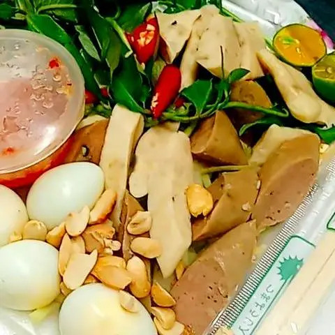 Hình ảnh Chả trộn trứng cút - chả bò