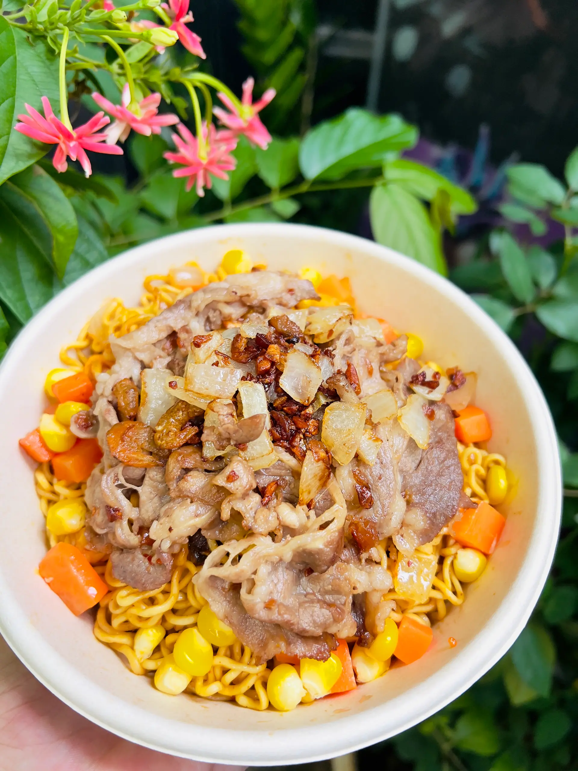 Hình ảnh Mì trộn siêu mì - bò mỹ