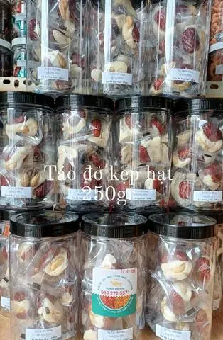 Hình ảnh Táo đỏ kẹp hạt - 250gr