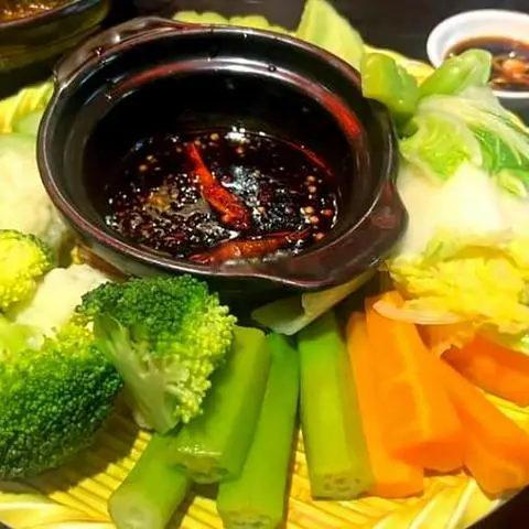 Hình ảnh Rau củ luộc kho quẹt