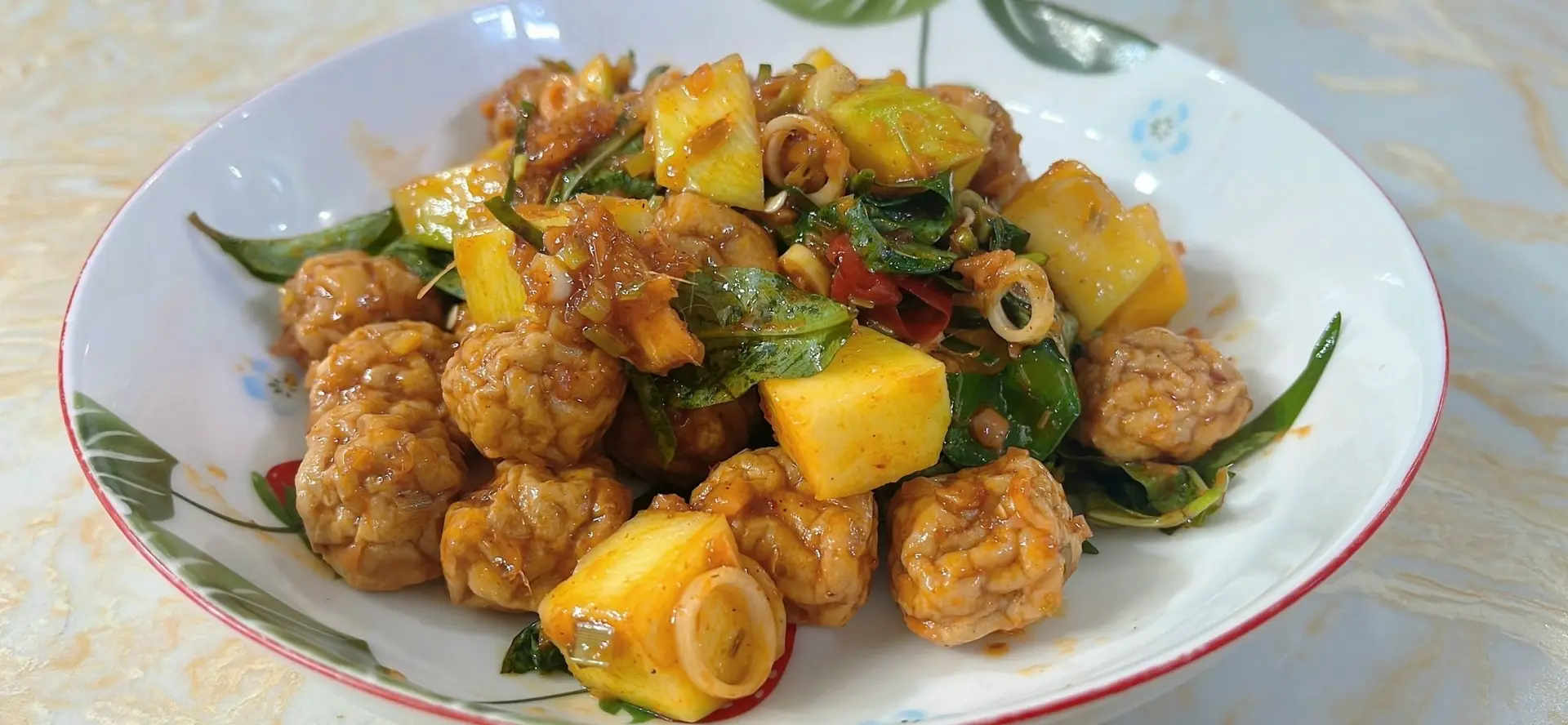 Hình ảnh Cá Viên Sốt Thái