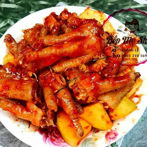 Hình ảnh Chân gà nguyên xương Hàn Quốc cay - mặc định cay