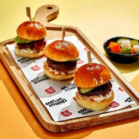 Hình ảnh Bulgogi Sliders - Burger bò Bulgogi