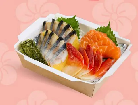 Hình ảnh Combo sashimi 10 cá trích, 5 cá hồi, 5 sò đỏ