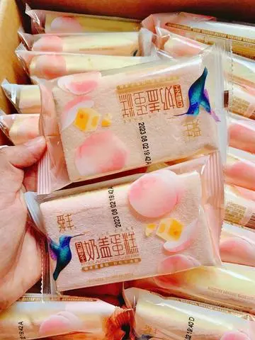 Hình ảnh Bánh bông lan Đào phô mai