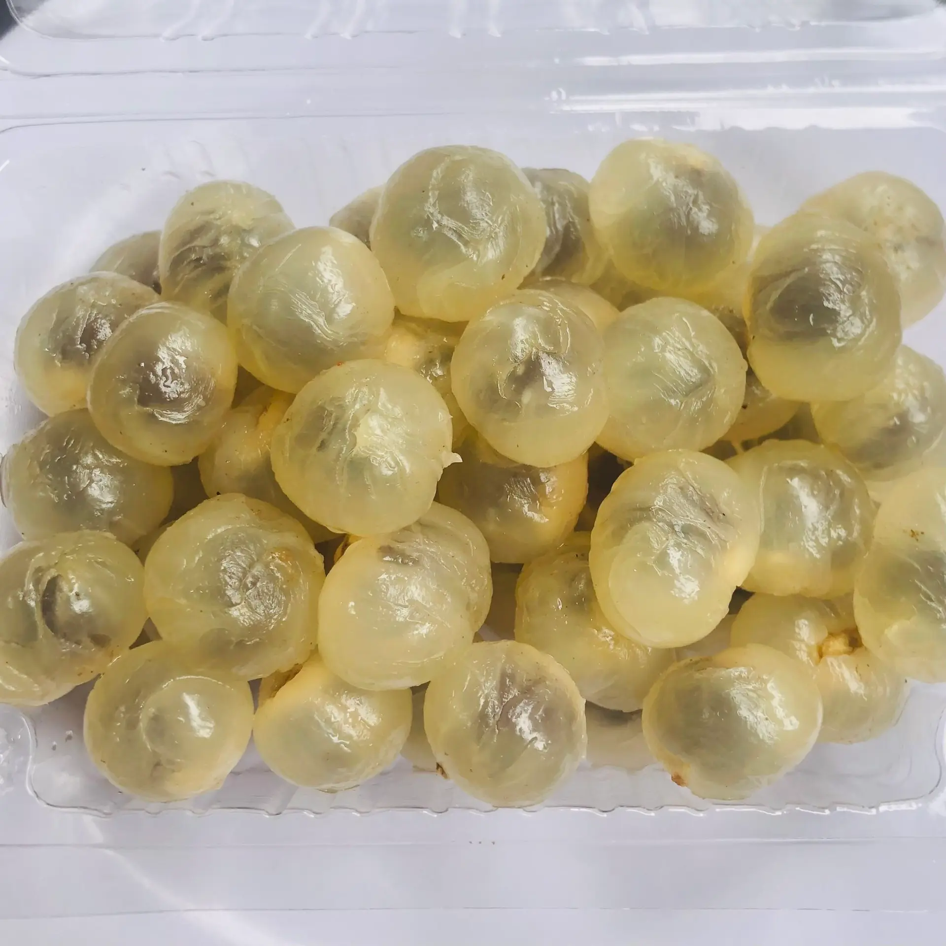 Hình ảnh Nhãn lột vỏ 300gr