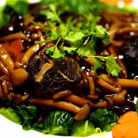 Hình ảnh Cải xanh sốt nấm