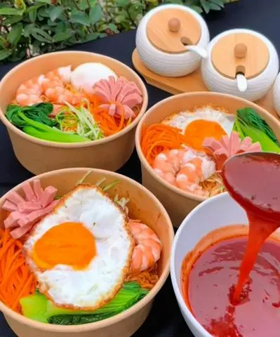 Hình ảnh mì trộn thập cẩm 