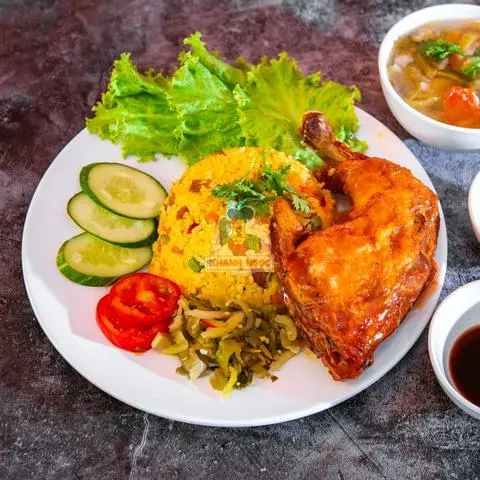 Hình ảnh Cơm Gà Góc Tư Lớn