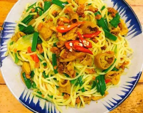 Hình ảnh Lòng xào bún