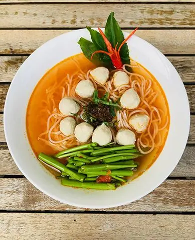 Hình ảnh Bún Thái cá viên