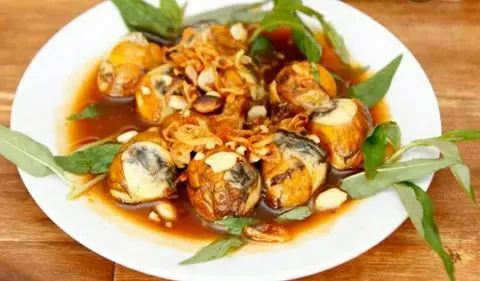 Hình ảnh Vịt lộn xào me