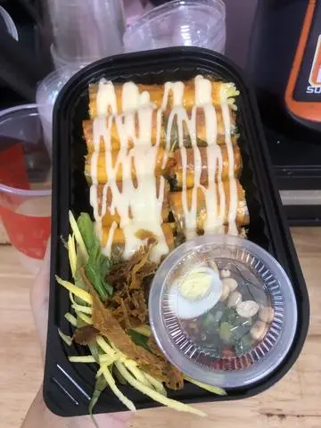 Hình ảnh Bánh tráng cuốn sốt phô mai