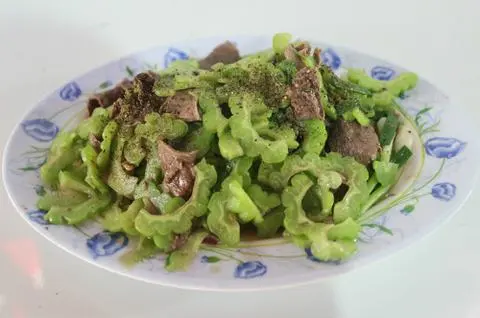 Hình ảnh Cơm Chiên Bò Xào Khổ Qua