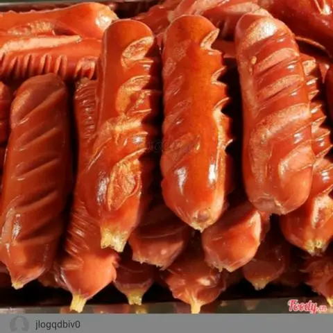 Hình ảnh Xúc Xích đức 1 cây