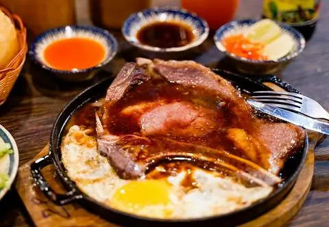 Hình ảnh Bít tết khổng lồ
