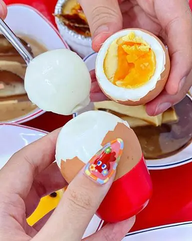 Hình ảnh Trứng lòng đào cấp 3