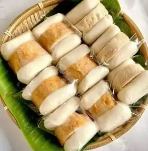 Hình ảnh BÁNH DÀY KẸP CHẢ CHIÊN