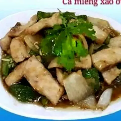Hình ảnh Cá miếng xào ớt xanh