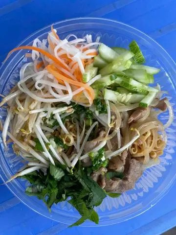 Hình ảnh mì gói xào ĐB + coca