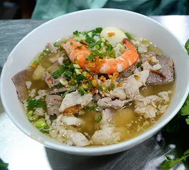 Hình ảnh Hủ tiếu khô hoặc Nước 