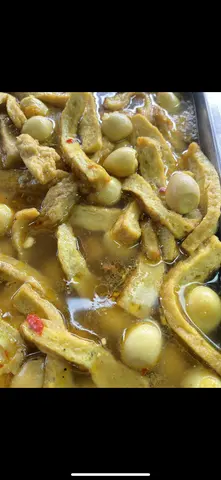 Hình ảnh cơm chả cá kho trứng cút