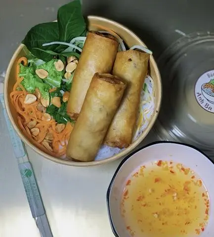 Hình ảnh Bún chả giò