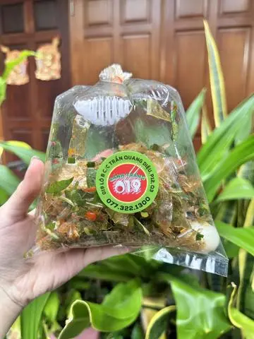 Hình ảnh bánh tráng mỡ hành muối nhuyễn