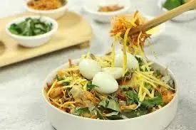 Hình ảnh Bánh tráng trộn trứng bách thảo 