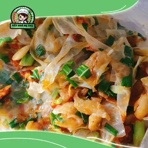 Hình ảnh Bánh tráng dẻo (Muối, mỡ hành, tóp mỡ tỏi, sate)