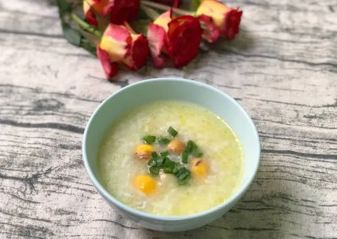 Hình ảnh cháo gà e bé 