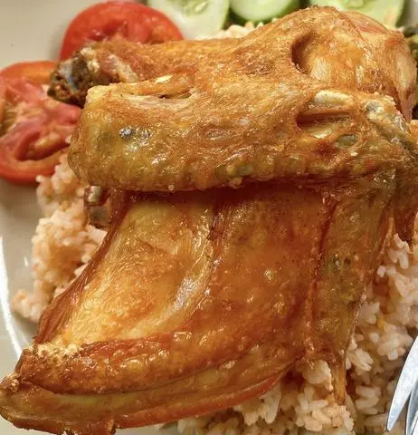 Hình ảnh Gà góc tư