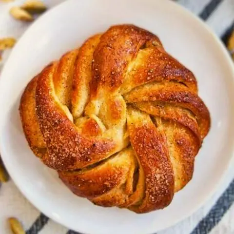 Hình ảnh Swedish Cinnamon Rolls 