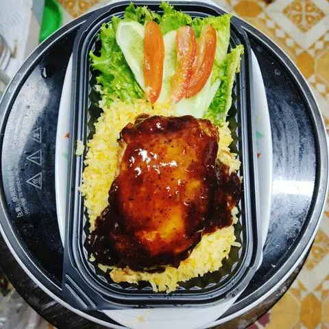 Hình ảnh Không Cơm - Má Đùi Sốt Tiêu Đen