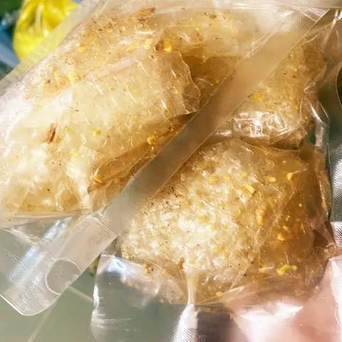 Hình ảnh Bánh tráng tỏi - cháy