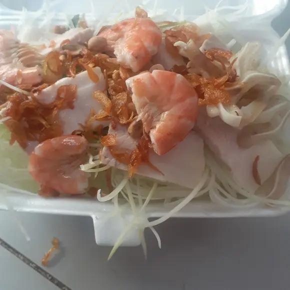 Hình ảnh Gỏi đu đủ tôm thịt - tai heo