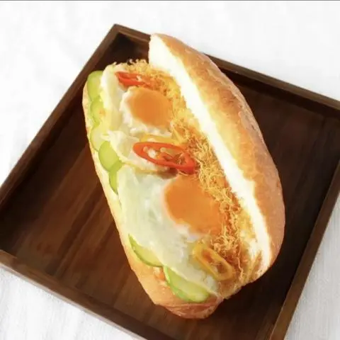 Hình ảnh Bánh mì ốp la - chà bông - pate