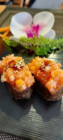 Hình ảnh Gunkan Tôm Sốt (2 viên)
