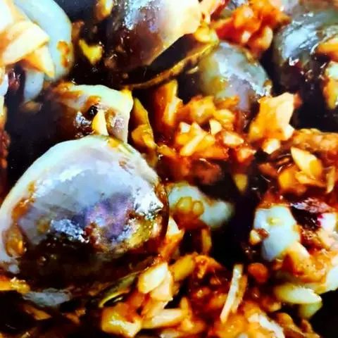 Hình ảnh Ốc mỡ xào tỏi