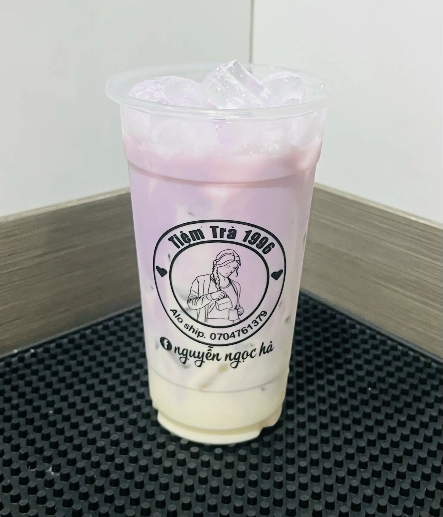 Hình ảnh Latte Khoai Môn Kem Muối