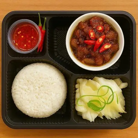 Hình ảnh Cơm Thịt Kho Mắm Ruốc